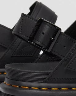 Platforms|Sandals><noscript><img width=